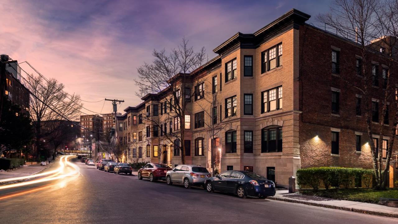 A Stylish Stay With A King Bed And Heated Floors #27 Brookline Exterior photo