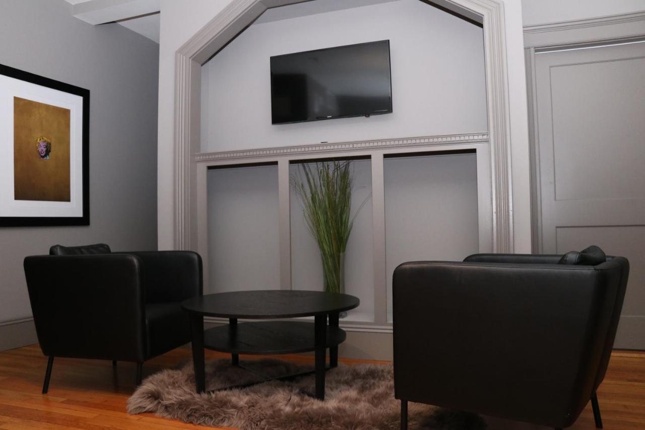 A Stylish Stay With A King Bed And Heated Floors #27 Brookline Exterior photo